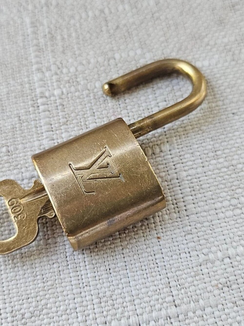 Vintage Louis Vuitton Padlock Gold Tone Lock W/ Key Pad Lock Made in France Auth - Picture 5 of 6